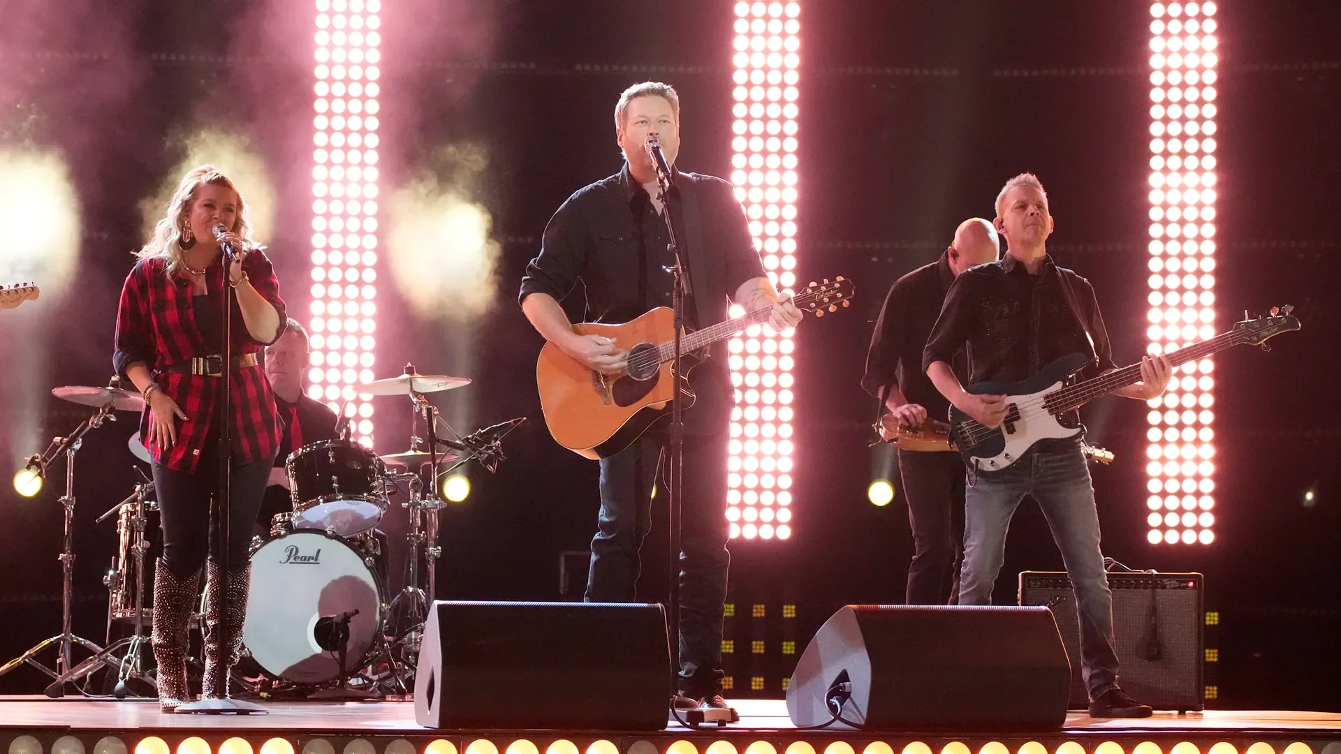 Full country band on stage